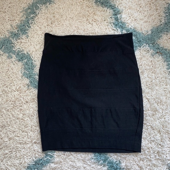 a. byer black pencil skirt - Picture 1 of 2